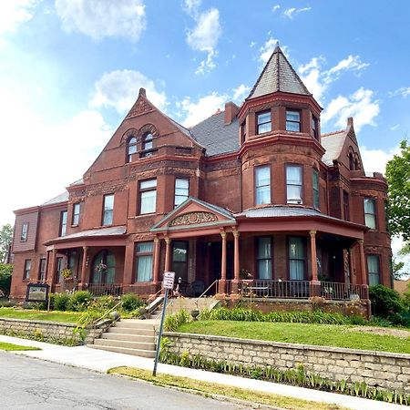Vineyard Mansion Carriage House St. Joseph Exterior foto